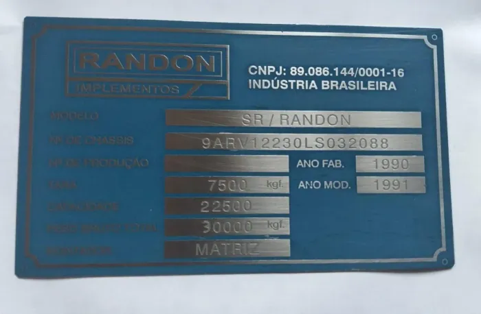plaqueta Randon