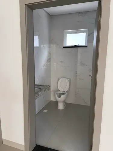 Sala comercial em fino acabamento 