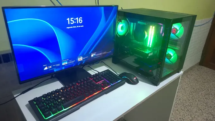 Vendo PC gamer completo.