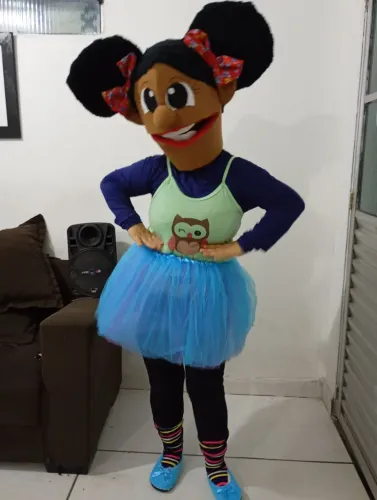 Cabeção de espuma revestido com malha