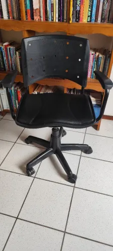 Cadeira de Escritório Preta