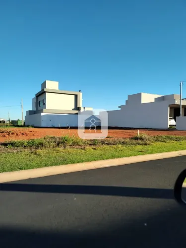 Terreno para venda no bairro Novo Mundo