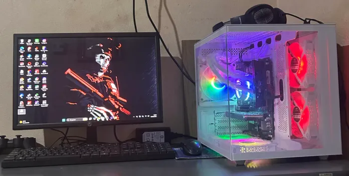 PC Gamer Ryzen 5 4500 + RX 550 + 16GB RAM + SSD 512GB+ Monitor 19?