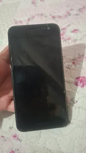 Samsung Galaxy J2 Core possui 16 GB,com carregador e capinha