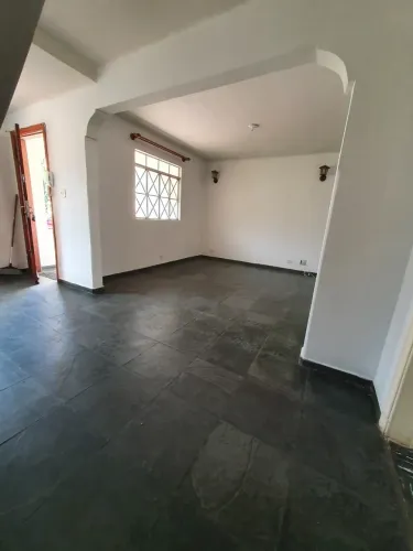 CASA INDIVIDUAL PARA LOCAÇÃO COM 2 QUARTOS - 2 VAGAS - ACEITA PETS | SANTANA | PRÓXIMA AO
