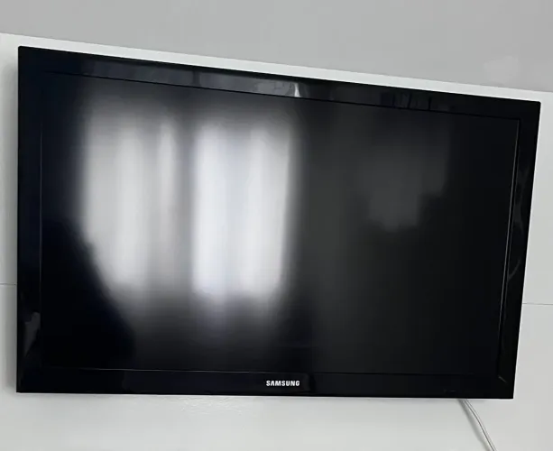 Tv Samsung 40 polegadas não é smart !