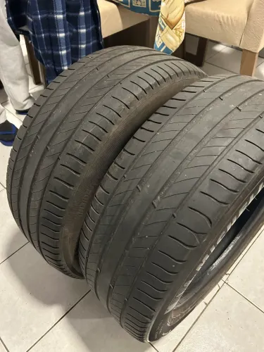 Pneu Michelin Primacy 4 - 215/55/16