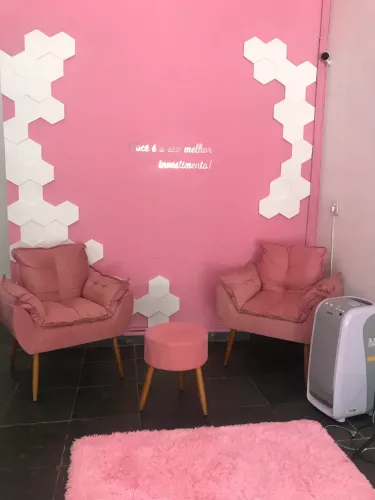 Vaga para manicure com experiência