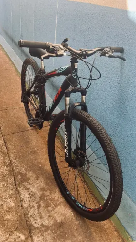 Bicicleta aro 29 com upgrade e com nota fiscal da loja!