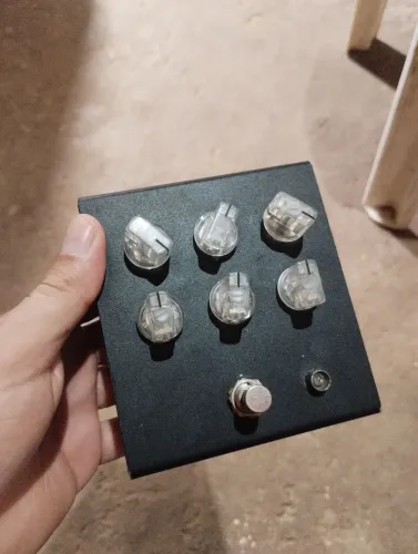 Pedal de Guitarra de Distorção