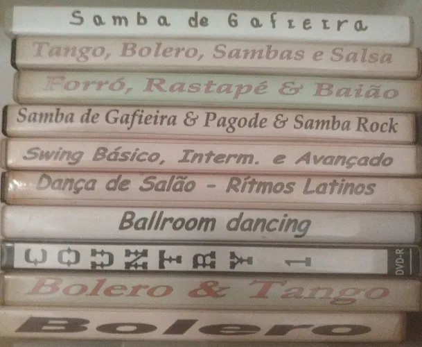 10 DVDs de aulas de dança de salão 