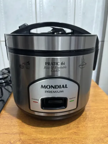 Panela de arroz elétrica