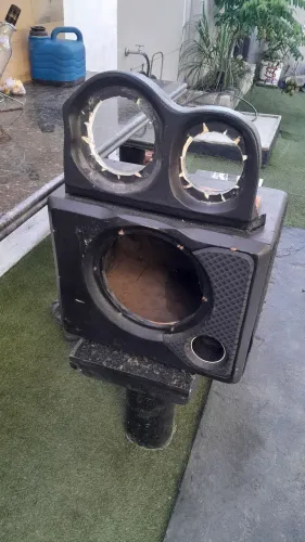 caixa de som vazia $ 80 reais