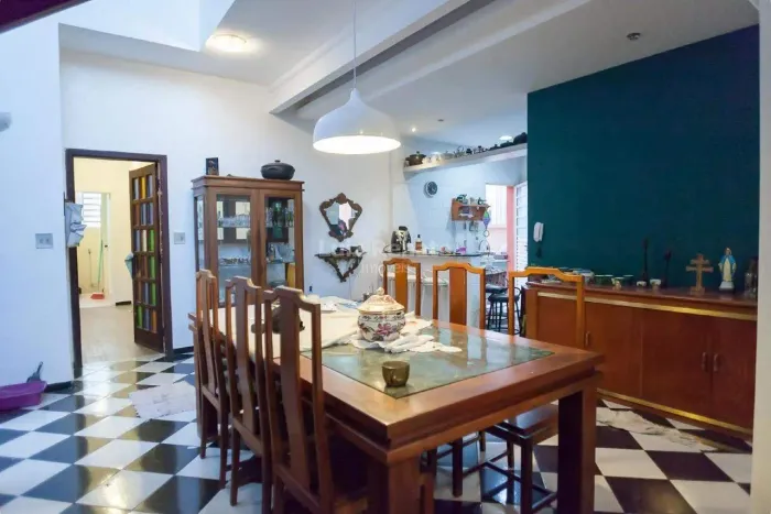 Casa à venda no bairro Floresta