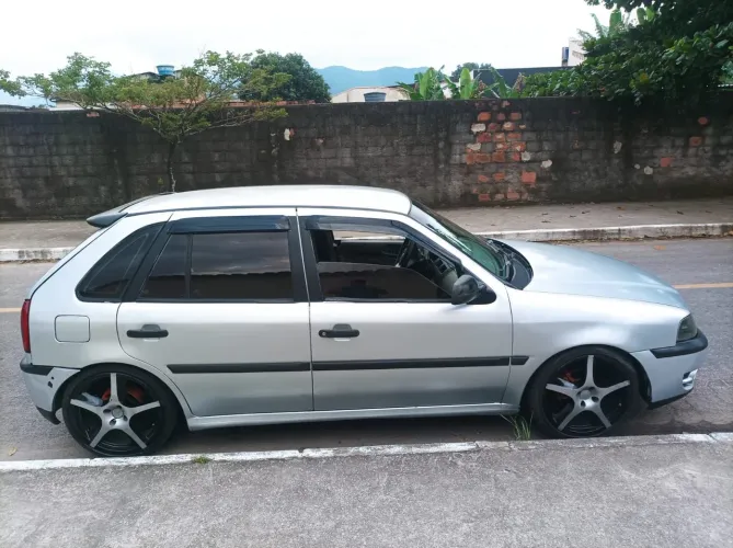 Volkswagen Gol Geração III Plus 1.0 MI 16V Gasolina Mec. 2P 2001
