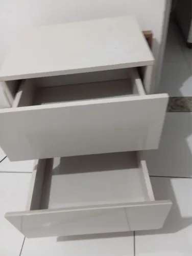 Mesa de cabeceira 