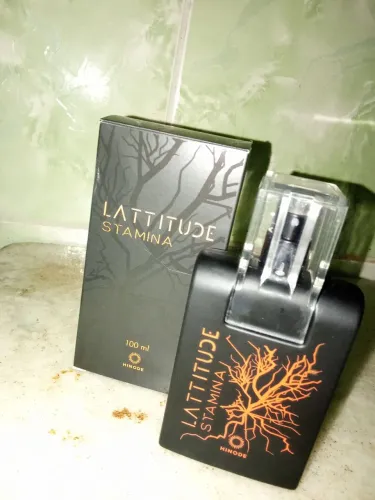 Vendo perfume masculino usado Hinode