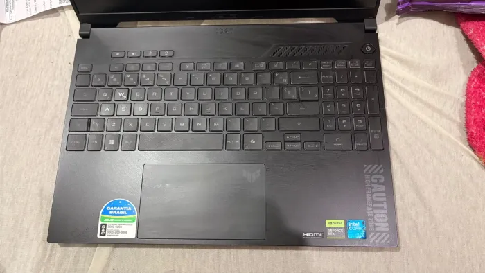 Vendo notebook usado 3 vezes 