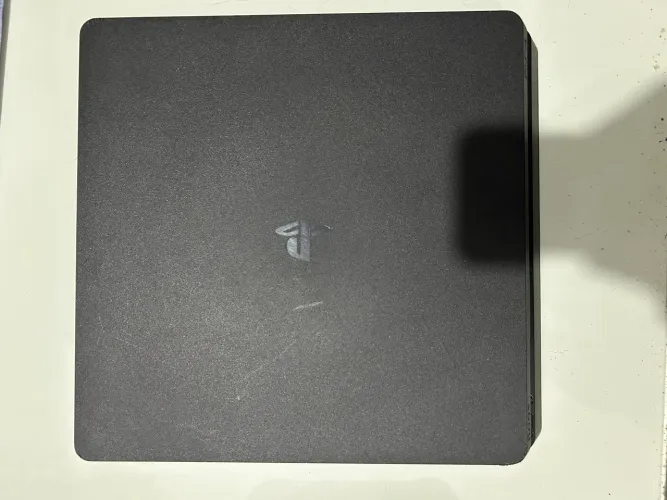 PlayStation 4 500GB