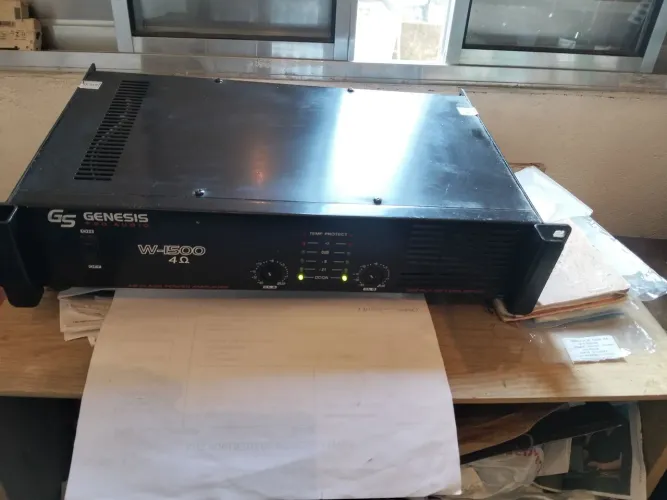 Amplificador profissional W1500