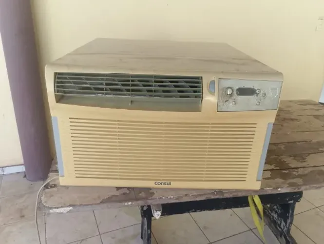 Ar condicionado de janela 