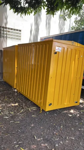 CONTAINER