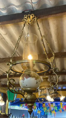 Lindo lustre antigo