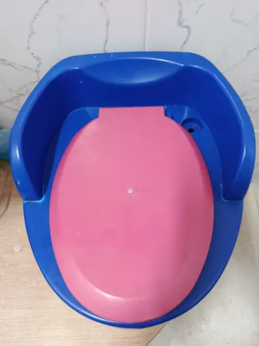 Vendo troninho infantil em excelente estado