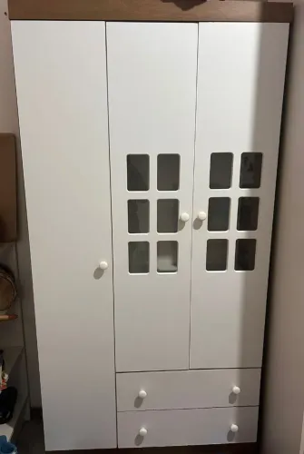 Roupeiro e cômoda infantil ótimo estado