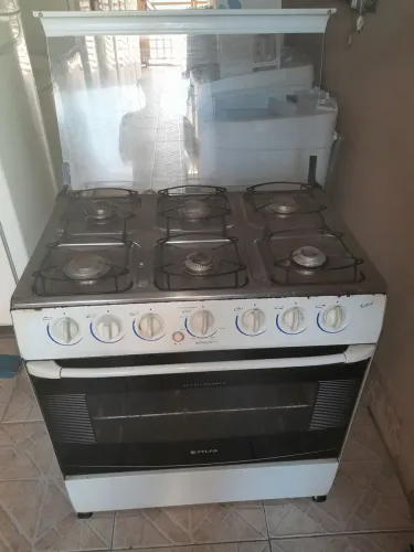 Fogão quebra galho 250,00