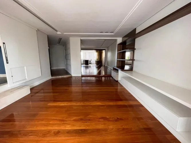 Apartamento 4 dormitórios à venda no Centro, Chapecó