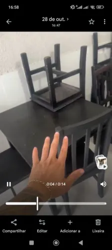 Jogos de mesas preto com 3 cadeiras cada mesa 