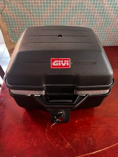 Baú Bauleto Givi com base