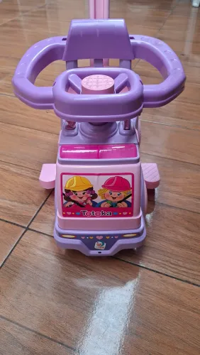 Carrinho de passeio infantil feminino