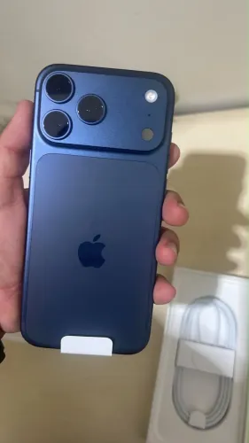 iPhone 17 pro max zerado sem uso na caixa