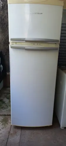 Geladeira Brastemp 350L