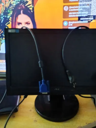 Monitor AOC