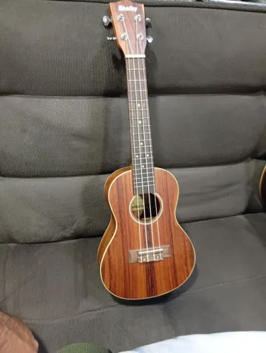  Ukulele Shelby Tenor Madeira Nobre  Perfeito pra começar