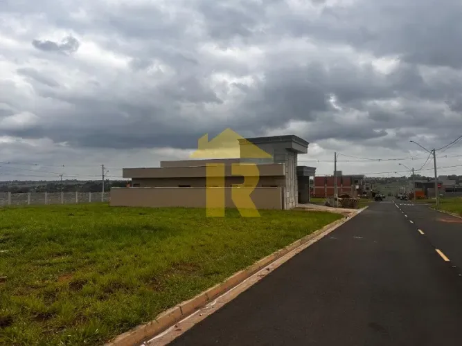 Terreno em Condomínio à Venda em São José do Rio Preto-SP - Eplenum - 242,00 m² de Área