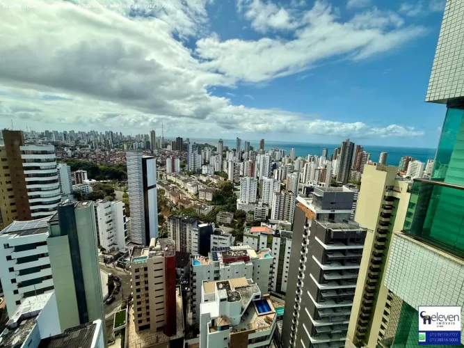 MANSÃO GRAZIA PORTEIRA FECHADA E VISTA PARA O MAR, COM 3 SUÍTES NASCENTE E 3 VAGAS.