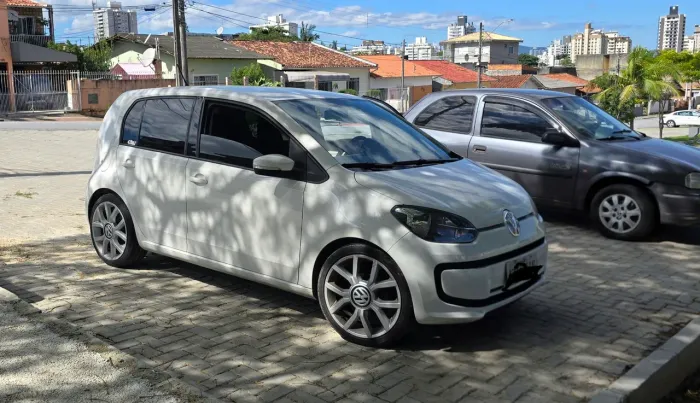 Volkswagen Up! Move 1.0 Total Flex 12V 5P 2016