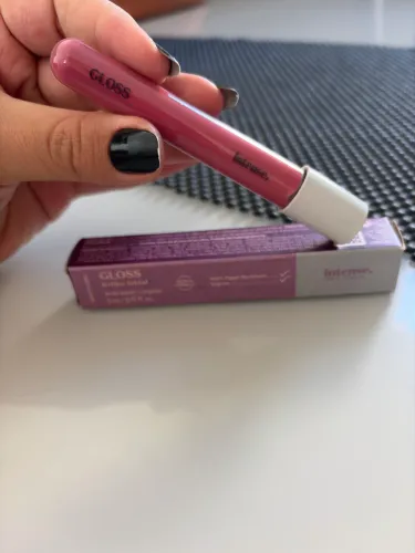 Gloss labial O Boticario