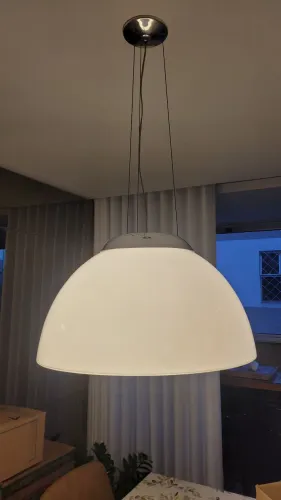 Lustre super moderno