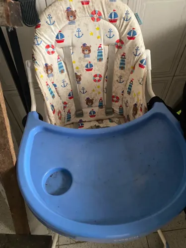 Cadeirinha de alimentação