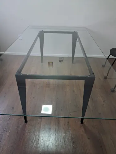 Mesa de aço com tampo de vidro 8 lugares tok&stok