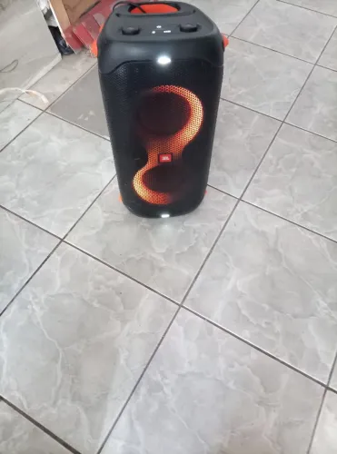 Vdd, caixa JBL nova $1500