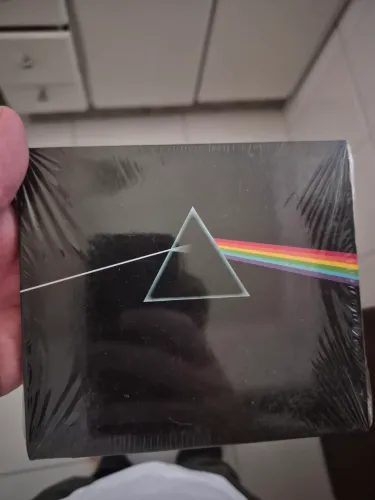 Cd pink floyd - dark side of moon (lacrado)