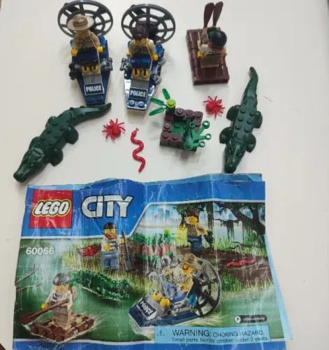 Lego 60066 - Policia do pântano - semi novo