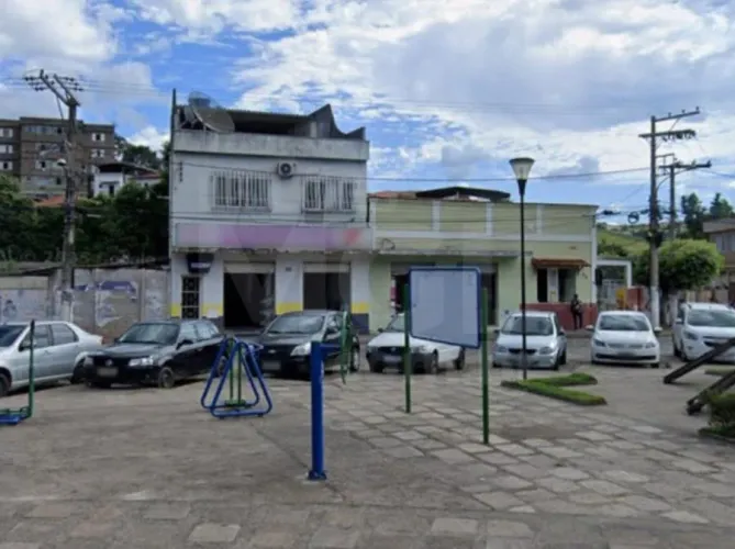 LEOPOLDINA/MG - Loja comercial área 408,58m² no Bairro Rosário.