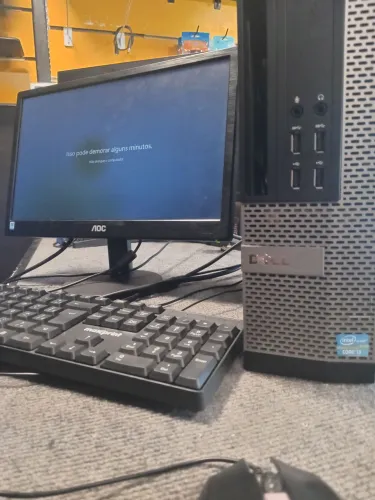 Computador i3 OPTIPLEX 7010